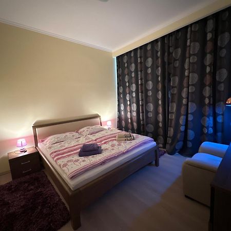 Apartment Zeyerova4 Karlsbad Buitenkant foto